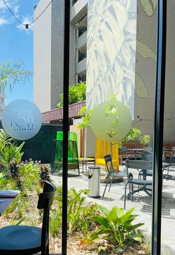 Dina Morgabine Saint Denis Hotel ภายนอก รูปภาพ